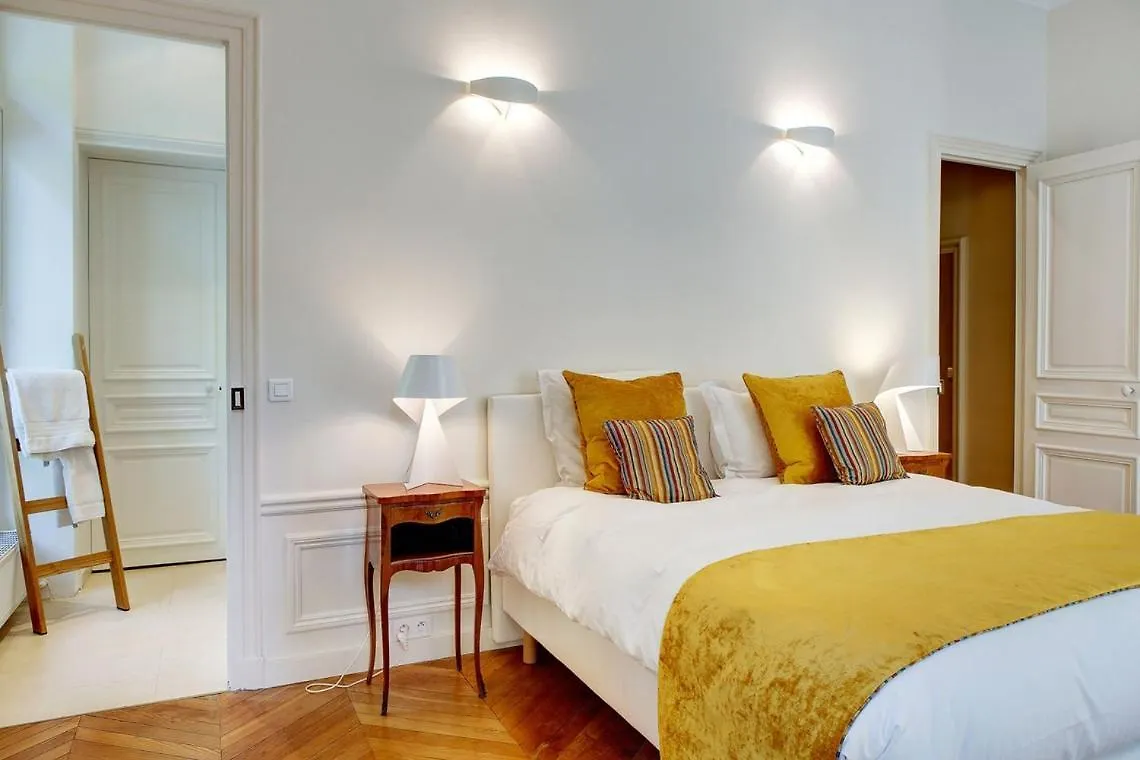 Apartment In A Great Location Close To The Eiffel Tower Paris France