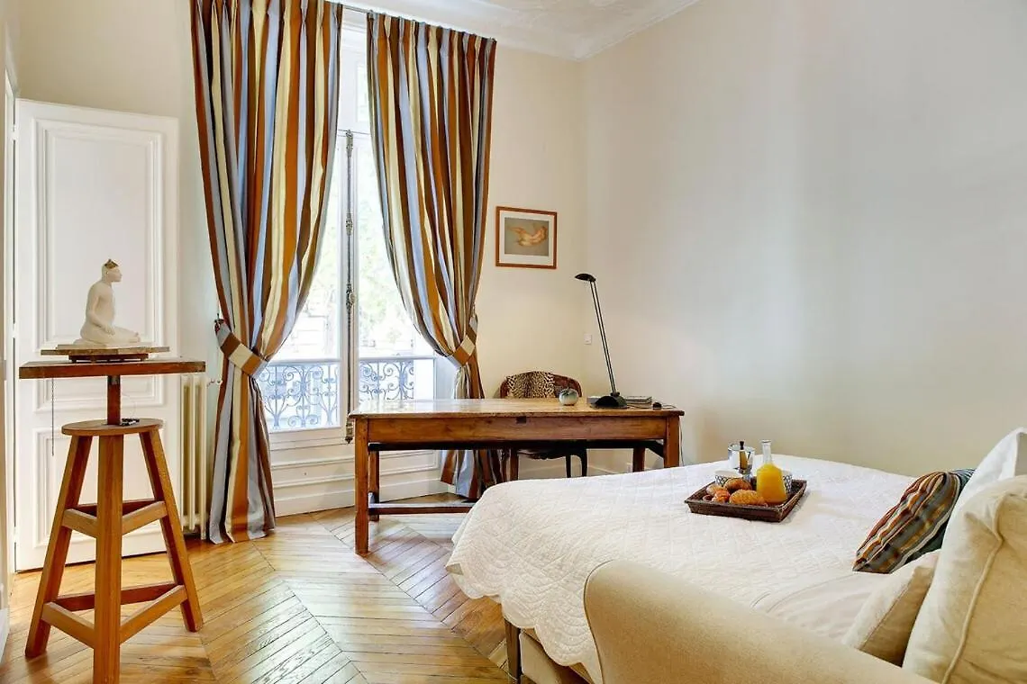Apartment In A Great Location Close To The Eiffel Tower Paris France