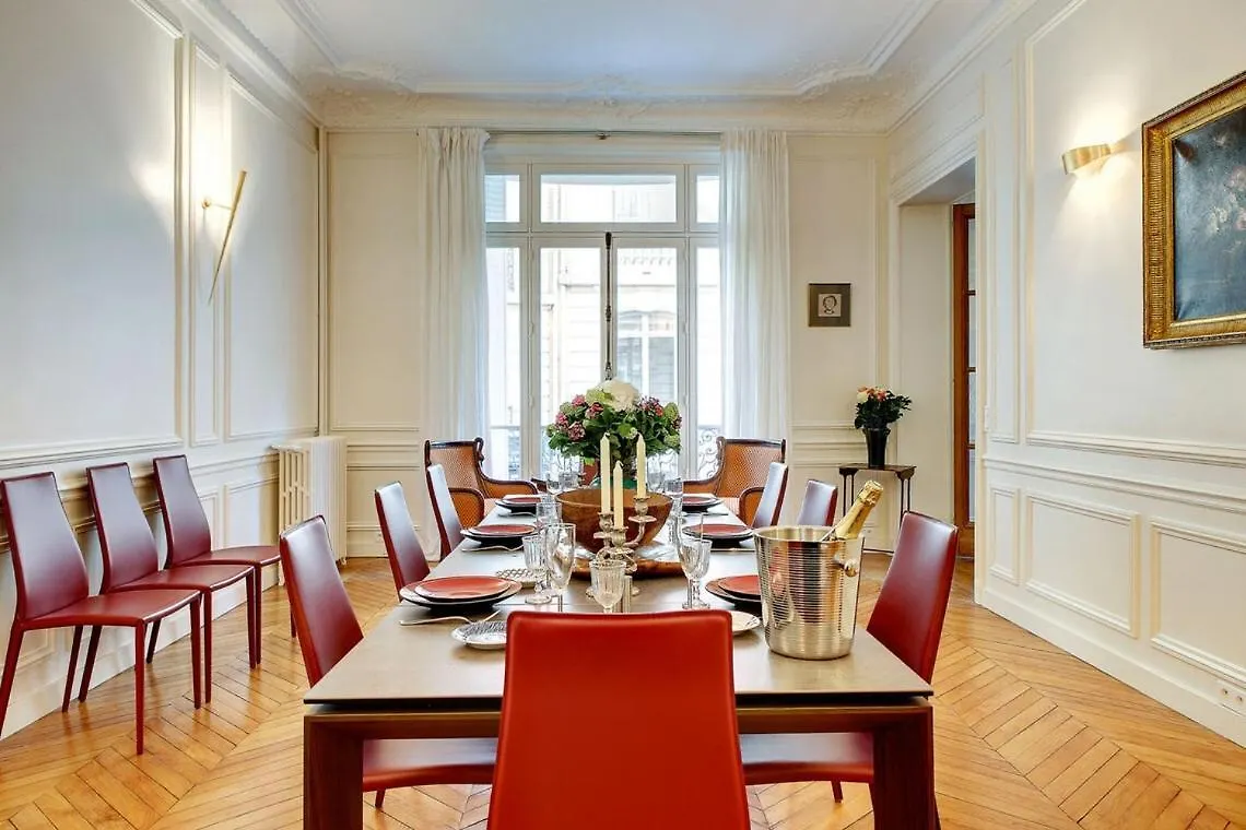 Apartment In A Great Location Close To The Eiffel Tower Paris 0*,
